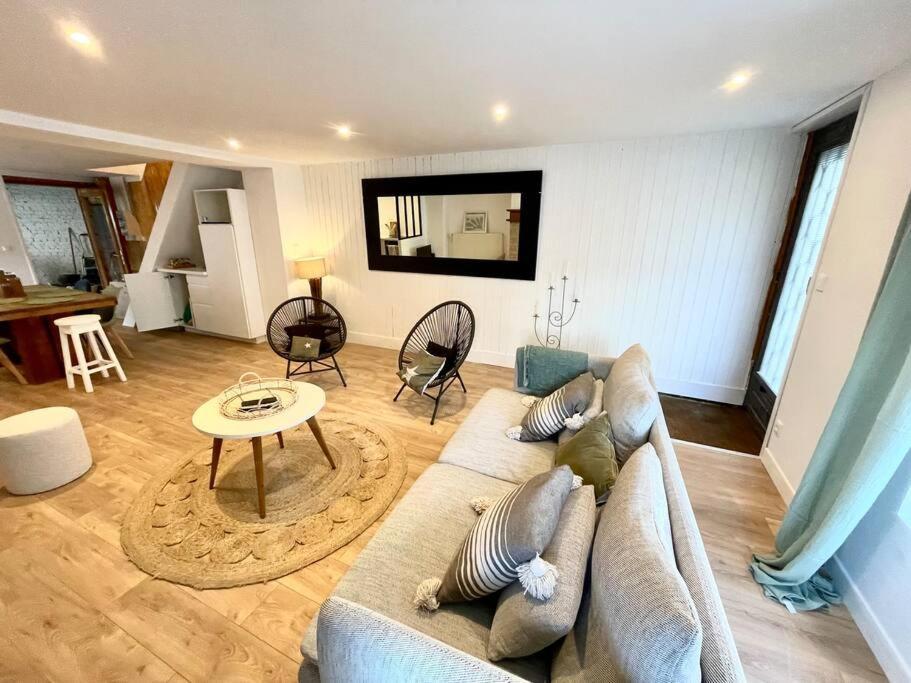 Maison A Petit Fort Philippe .1Mn De La Plage 格拉夫林 外观 照片